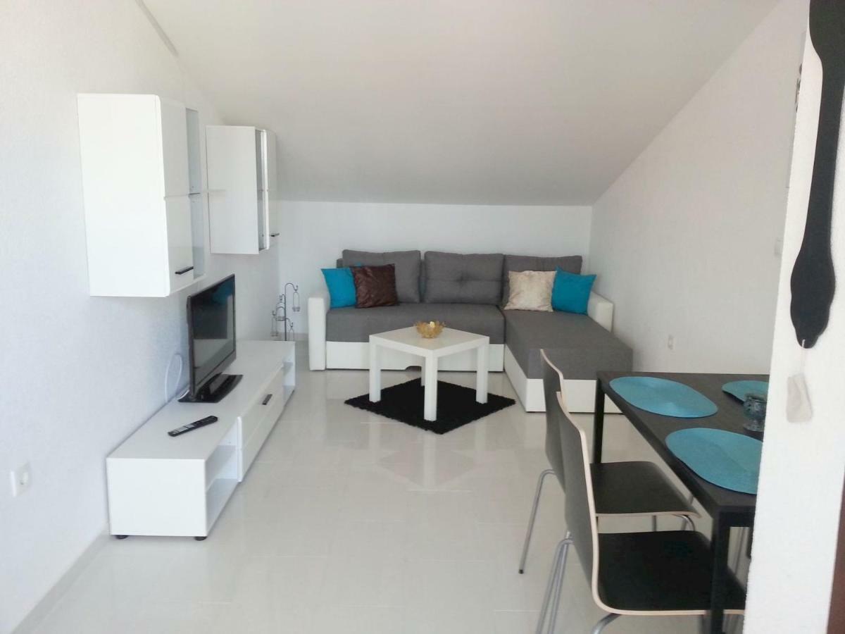 Apartments Kamelija มาลินสกา ภายนอก รูปภาพ