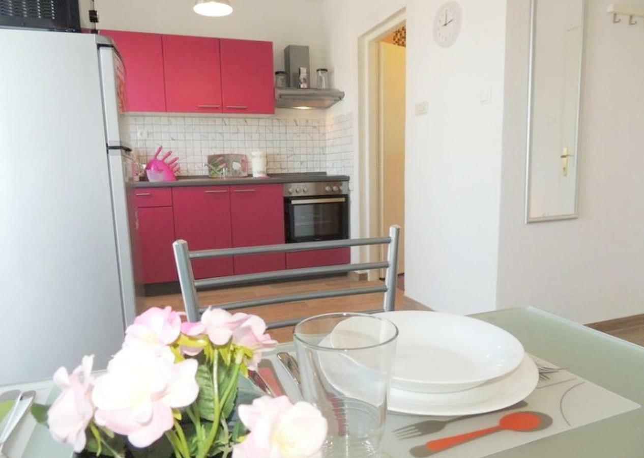 Apartments Kamelija มาลินสกา ภายนอก รูปภาพ