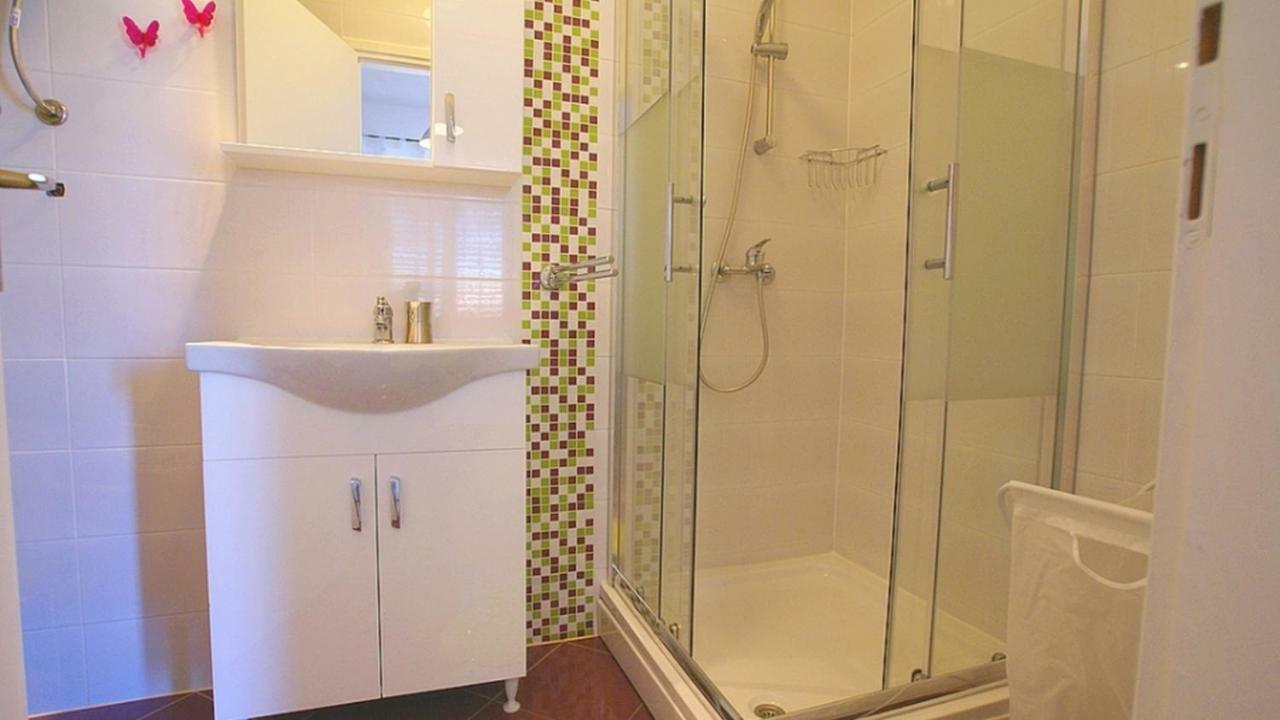 Apartments Kamelija มาลินสกา ภายนอก รูปภาพ