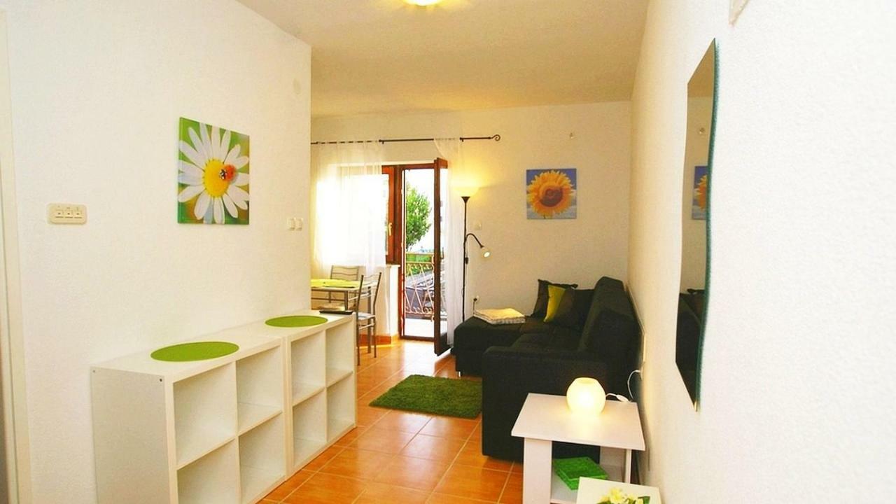 Apartments Kamelija มาลินสกา ภายนอก รูปภาพ