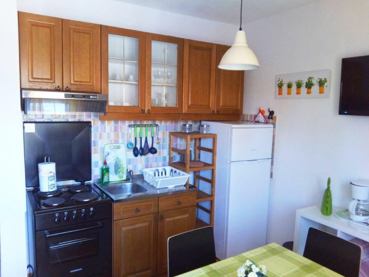 Apartments Kamelija มาลินสกา ภายนอก รูปภาพ